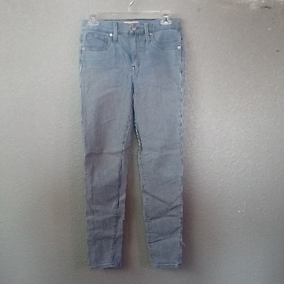 Madewell Denim - * Madewell mid rise skinny jeans size 26 ( box J )